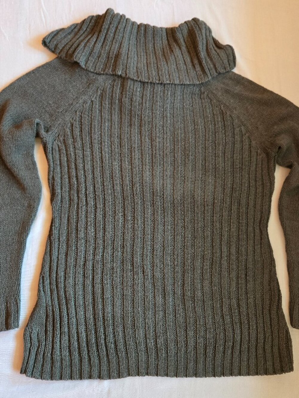 LOFT Cowl Collar Cable Knit Sweater Medium Olive Gray - Picture 13 of 13